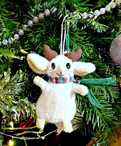 Mouse on Christmas tree